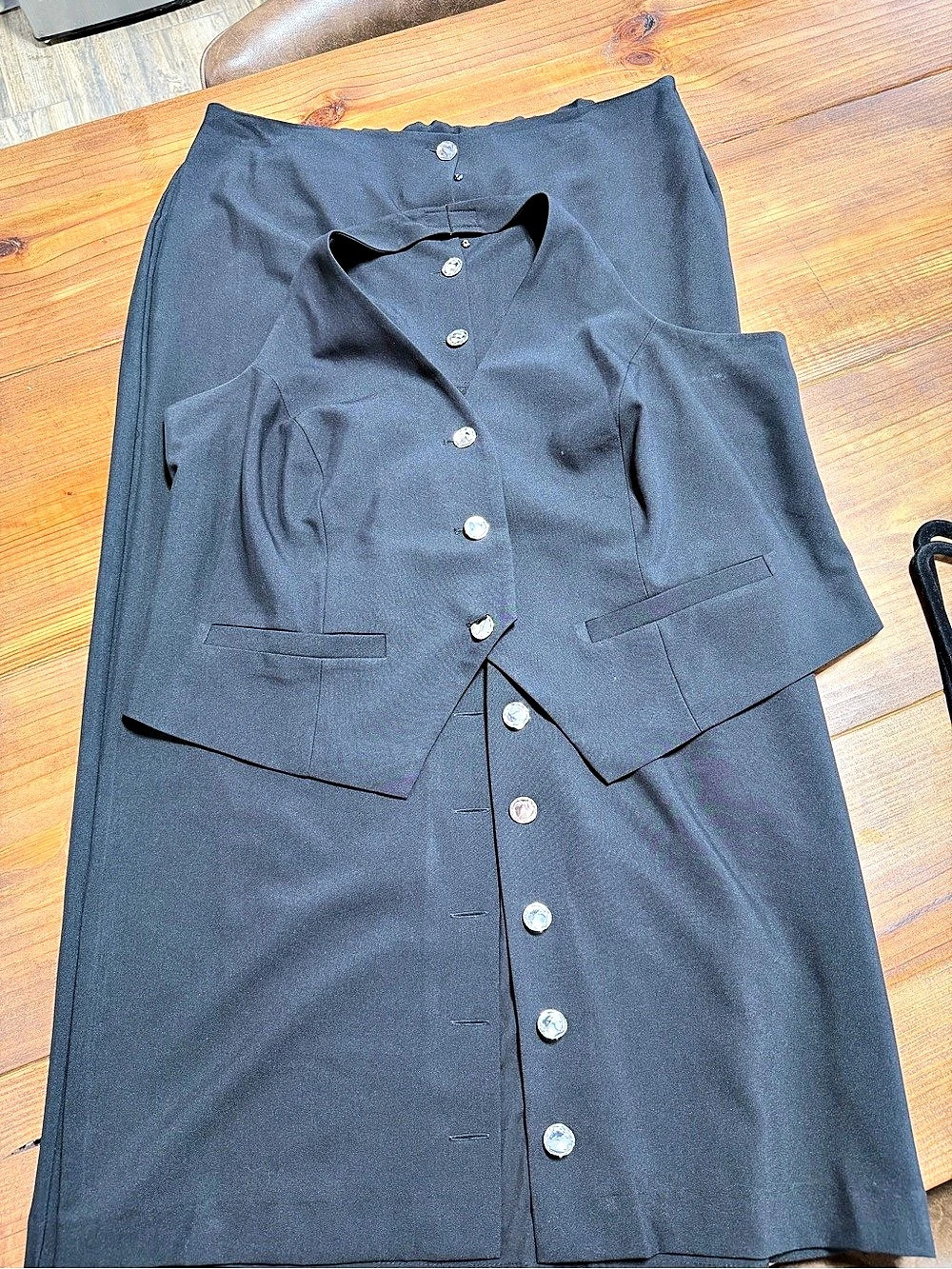 ELOQUII Black Button Front Vest & Maxi Skirt Set Size 18